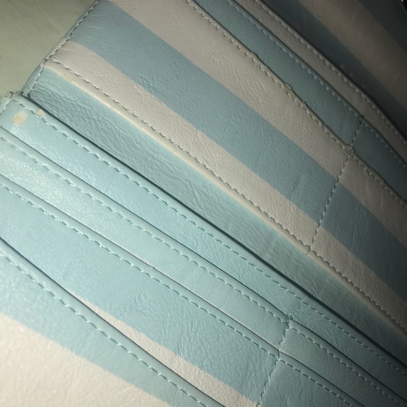 Aldo kiss wallet - Picture 4 of 5